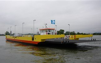 Veerpont Regina Flumina II (Eck en Wiel)